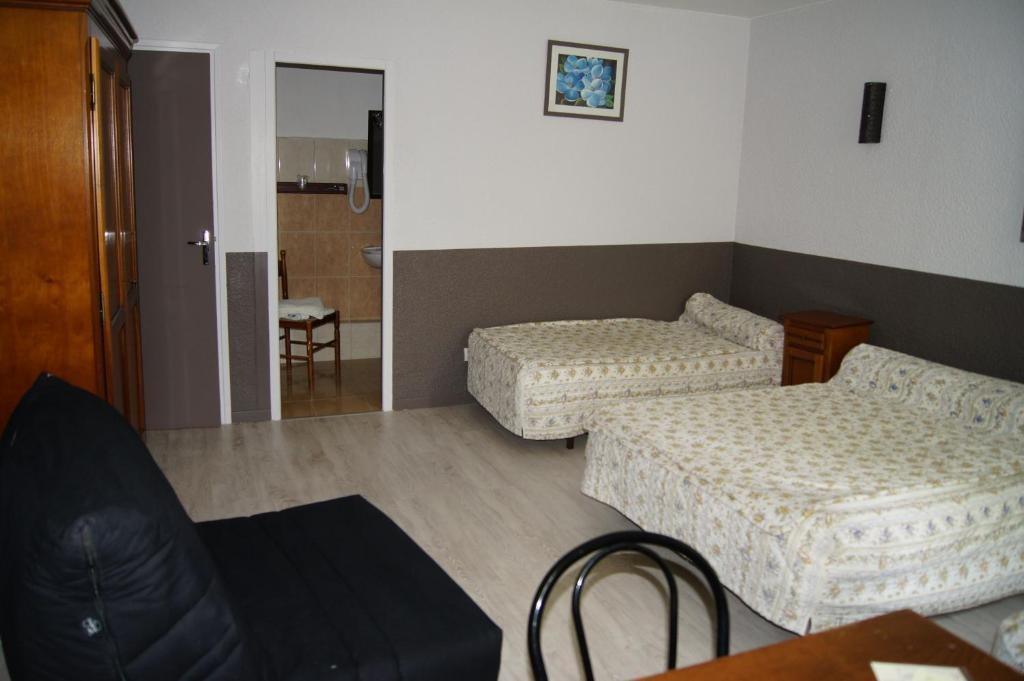 Le Grand Hotel Aups Zimmer foto